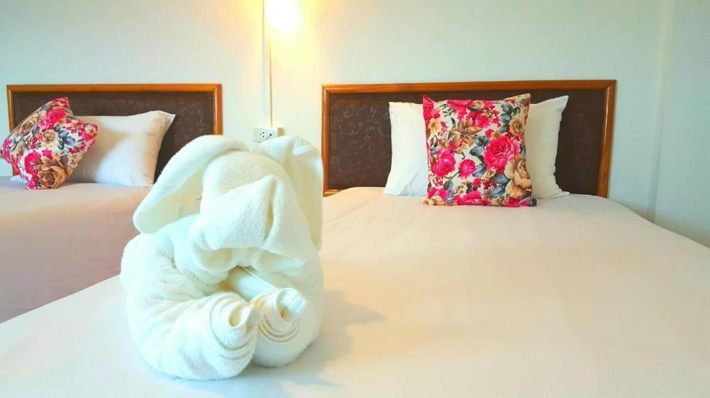 Hotel De Ratt Phuket Patong Eksteriør billede