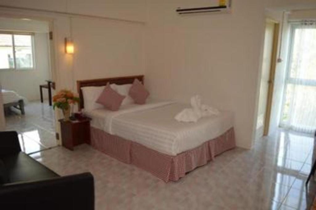 Hotel De Ratt Phuket Patong Eksteriør billede